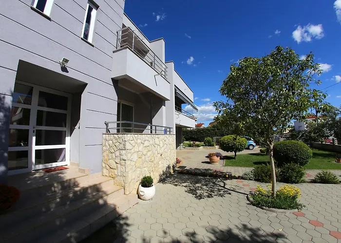 Apartmani Ukalovic Apartment