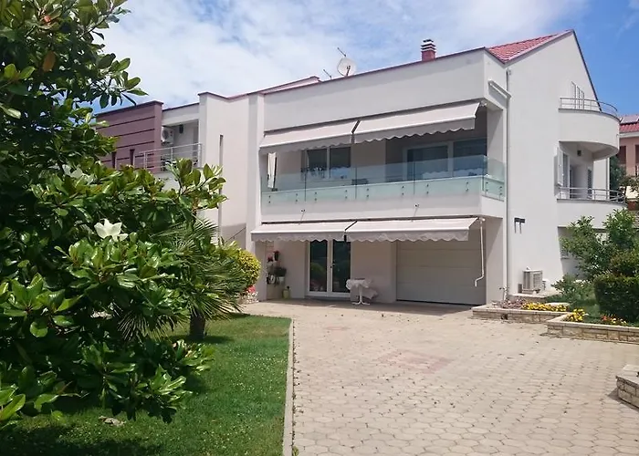 Apartment Apartmani Ukalovic Zadar